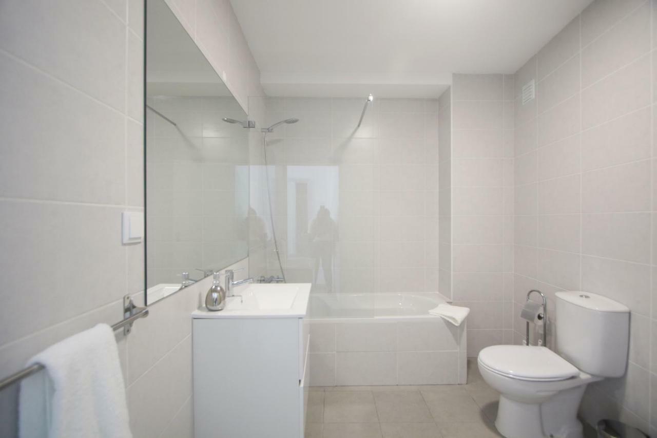 Guest House Lovely Swan Lagos Bagian luar foto