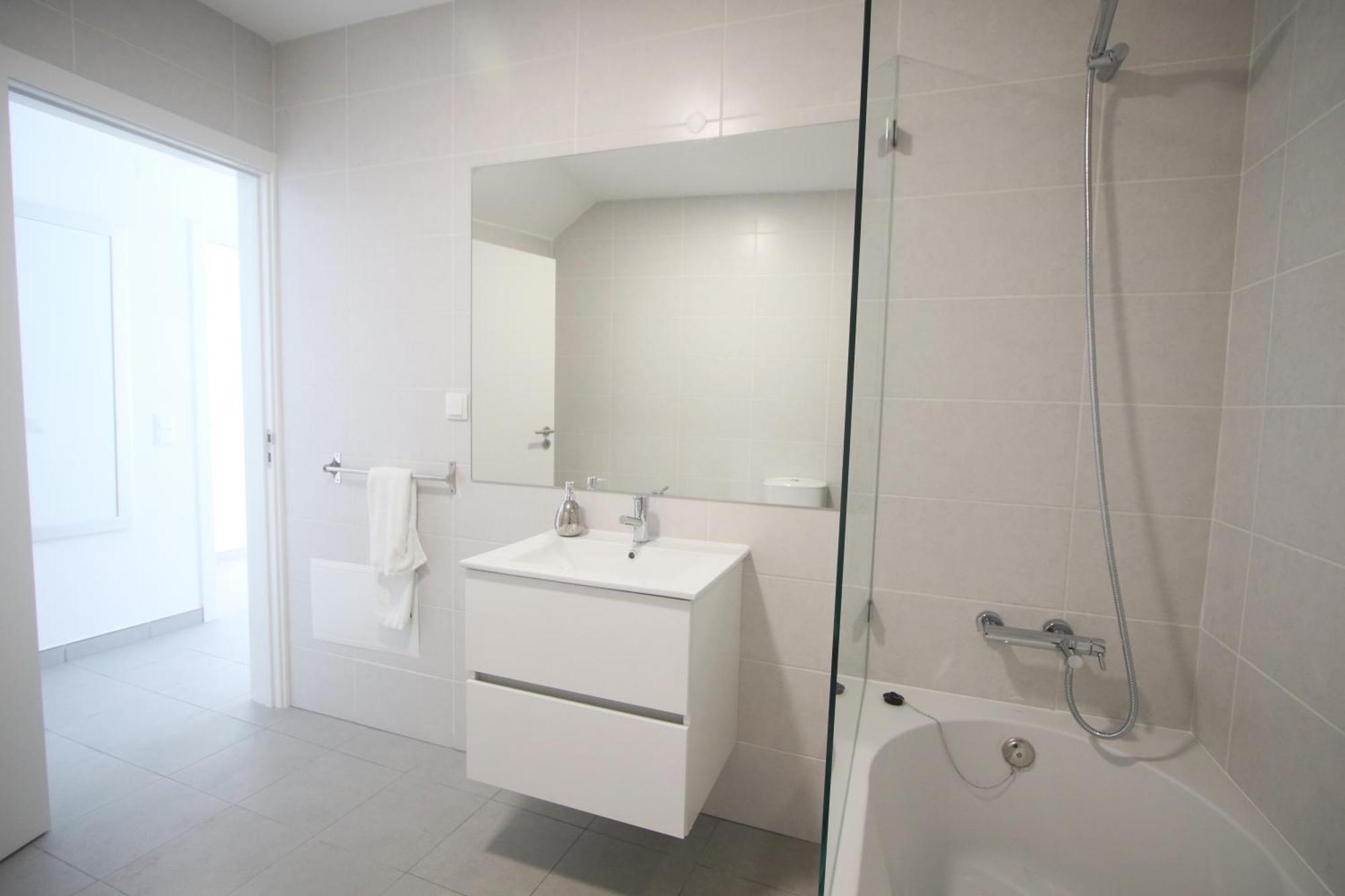 Guest House Lovely Swan Lagos Bagian luar foto